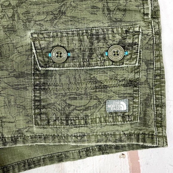 North Face A5 Series Camo Hiking Active Outdoor Cargo Shorts - Picture 3 of 6